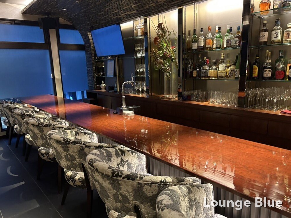 アイリスリノ （BAR IRIS Lino）