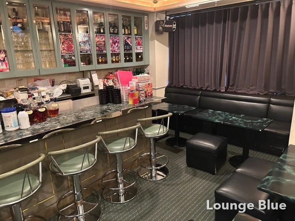 シナ （Lounge Bar Cina）