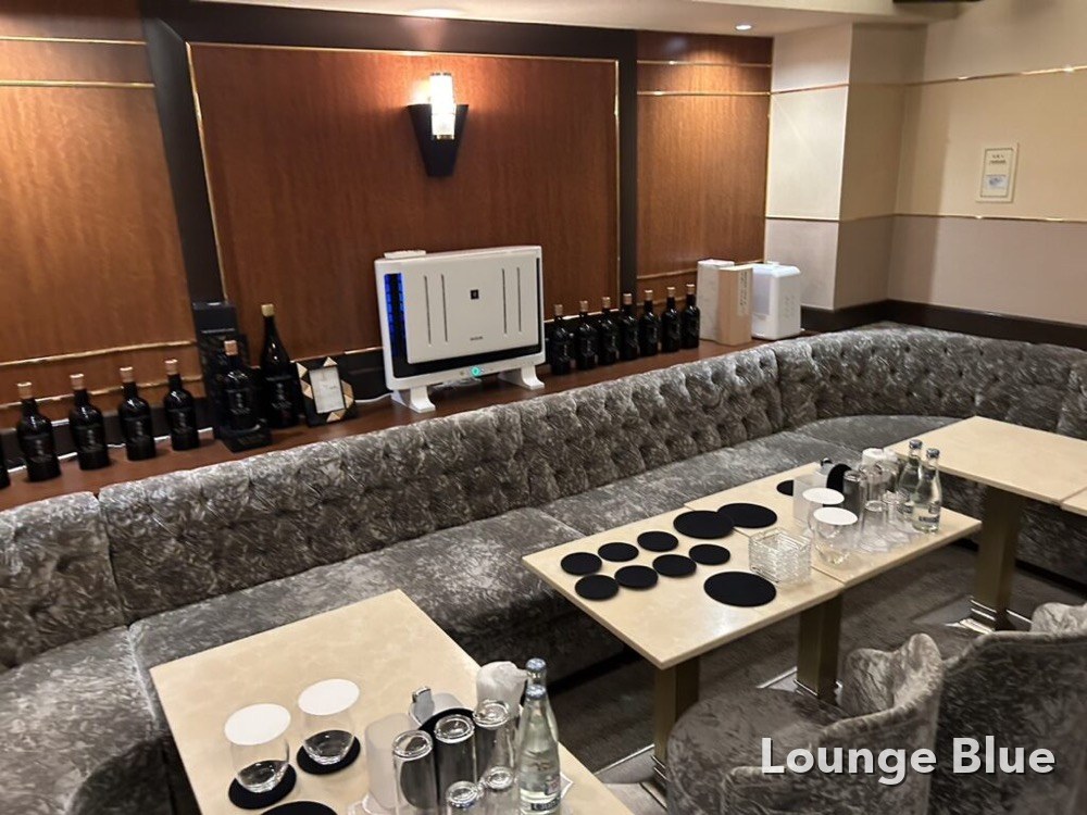 アジュール （紺碧）